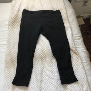Lululemon Black Capri Leggings